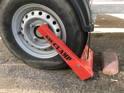 Trailer wheel lock